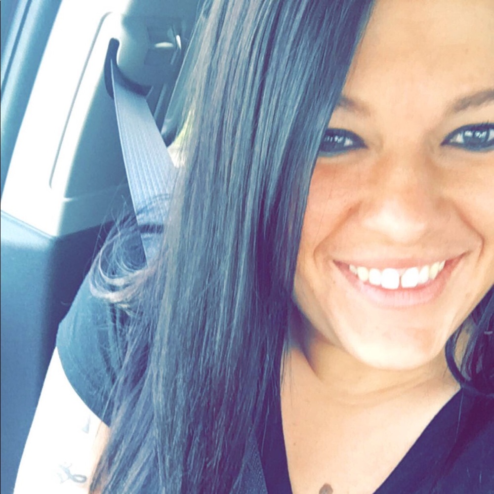 Meet your Posher, Brittany
